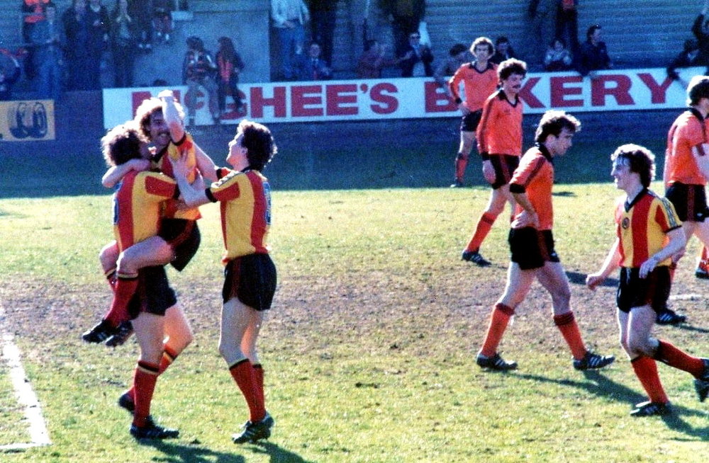 McDonald, Ian scores v Dundee United (H) Apr 1980.jpg