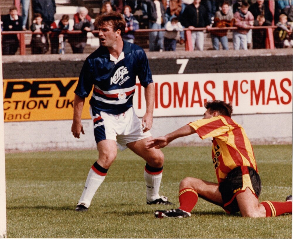ShawScoresvsDundeeAug92.jpg